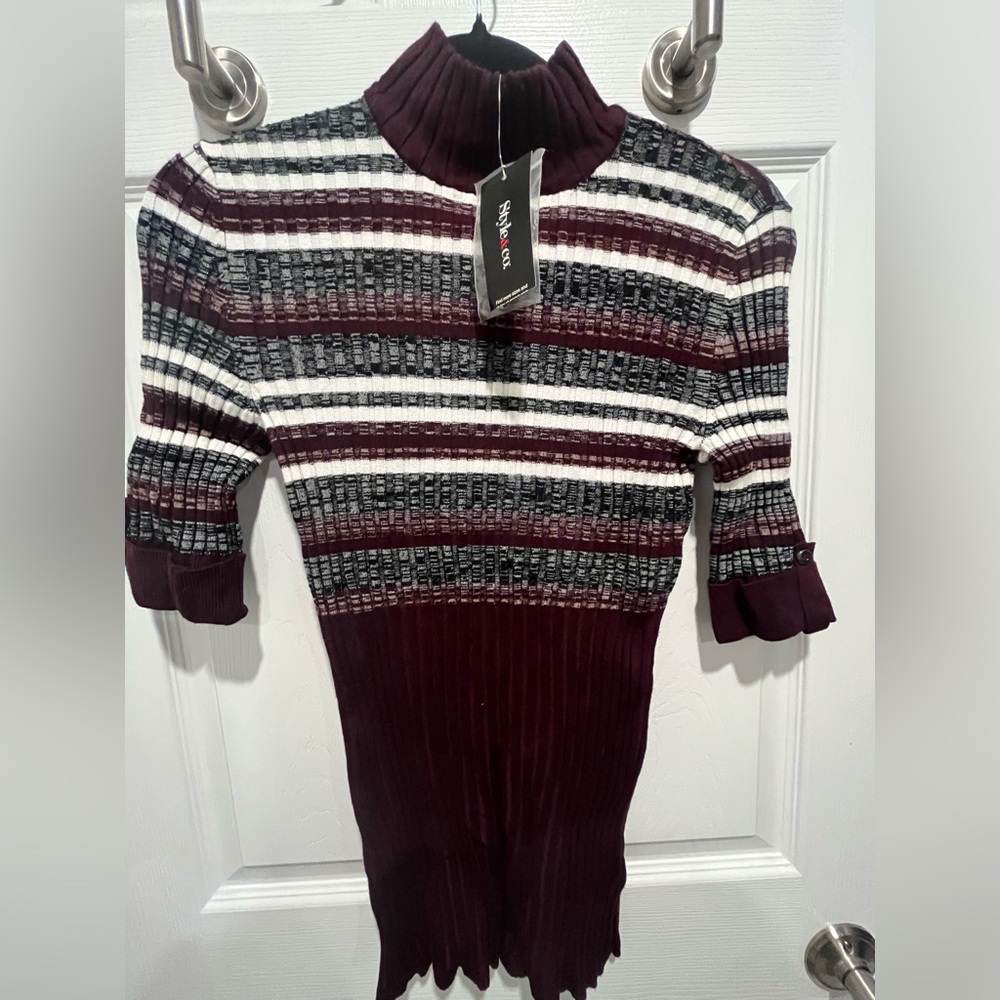 Maroon White and Gray Stripped Mockneck Sweater